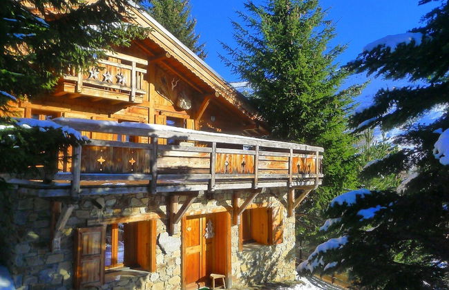 Chalet in Les Deux Alpes Near Ski Lift - Photo 1