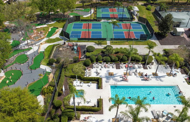 Stunning 5 Bd Home w Pool Close to Disney 7420 - Foto 44