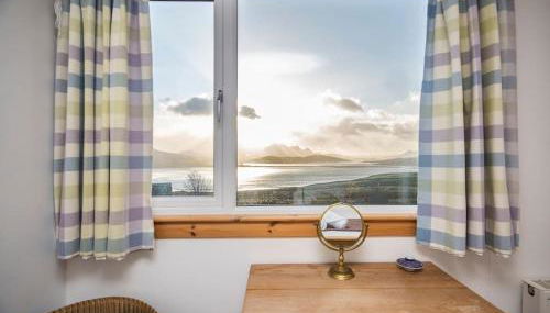 Pet Friendly 3BR Scenic Family Haven with Fibre WiFi - Foto 1