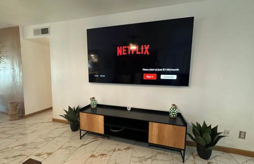 Sleek & Spacious Central Oasis - Foto 16