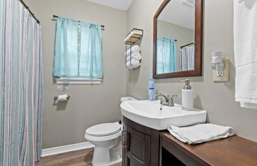 Renovated Home Perfect for Family - Foto 21