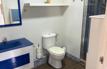 Apto con piscina y barbacoa - Foto 52