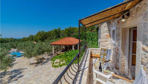 2 Bedroom Lovely Home In Blato - Foto 2