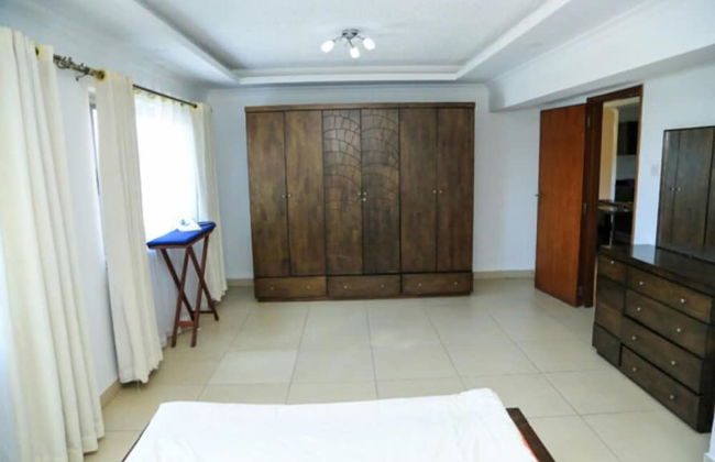 Hillview Apartments - Photo 5