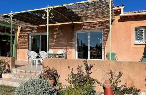 La Villa Tanamera, très jolie maison piscine, à 2 pas du centre-ville - Foto 8