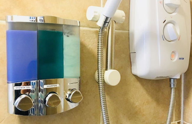 Oxford Private Studio - Parking - Photo 9