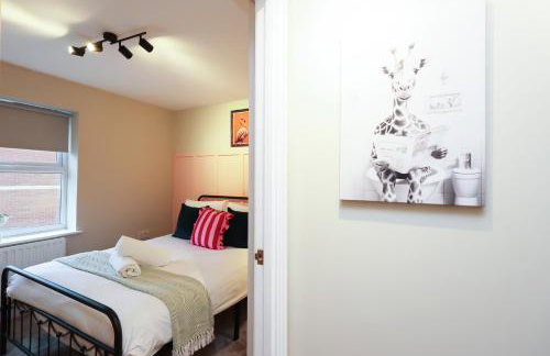 Cosy Bristol Townhouse - Free Parking - Sleeps 6 - By EKLIVING PARTNERS - Foto 30