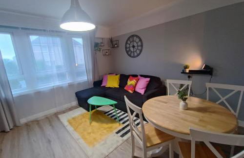 Funky Cow-Stylish flat near Glasgow Airport - Foto 1