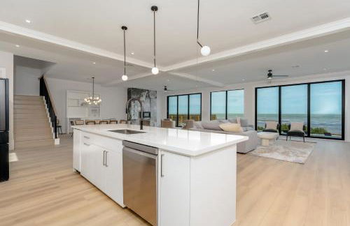 Waterfront Home with Pool Spacious Bay , Sleeps 16 - Foto 22