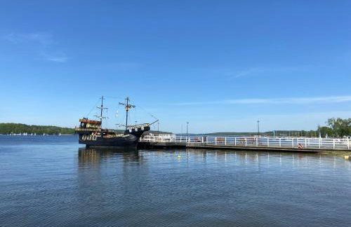 Uroczy drewniany domek w Charzykowach - Foto 40