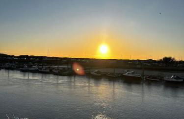 Riverside Seaside Apartment - Foto 7