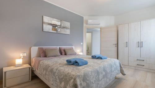 Villa Jole, a charming modern villa surrounded by rustic beauty - Foto 2, towels, wardrobe