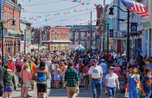 Updated Historic Water St 2 Bdr, 2 Bath apartment. - Photo 7