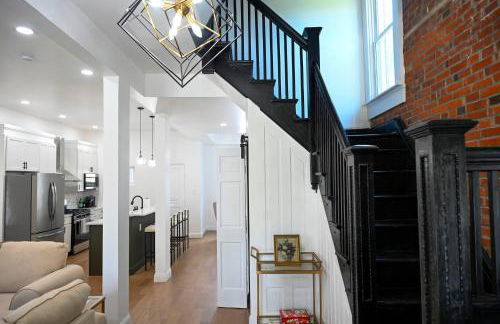 St. Louis Luxury Home 3BR/3.5BA Near Everything - Foto 7