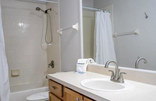 Cozy 4Bd Home Pool & Hot Tub at Trafalgar Resort - Foto 35