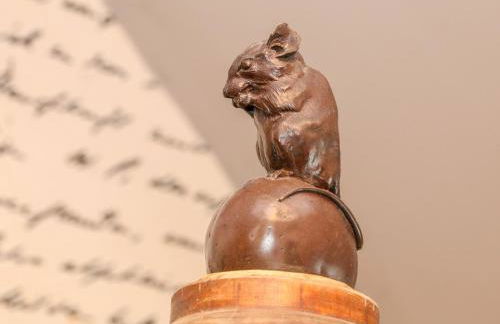 The Mouse House - Photo 10