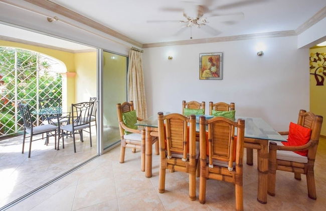 Modern 2-bed Apt Near Beach In St. Lawrence Gap 2 Bedroom Apts by Bluescape - Foto 52