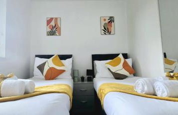 Corby Stay 2BR Work Trips & Family Friendly - Foto 55