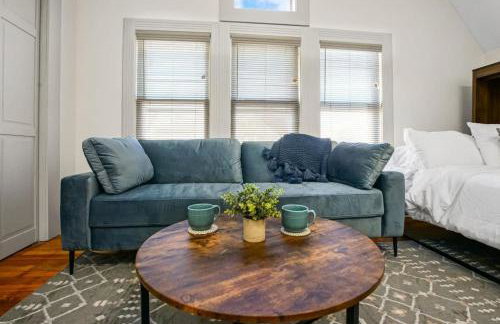 Modern Victorian Studio - Steps to Cleveland Clinic - Foto 14