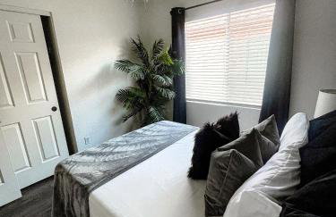 VEGAS GEM 4BDR KING BED Wifi GARAGE PRKNG - Foto 40