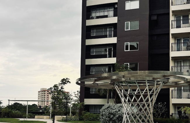 Spacious 1 Bedroom With a View - Foto 20