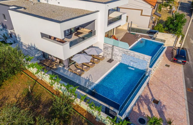 Lorena Stylish Sea View Villa - Foto 31