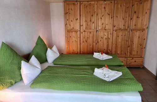 Haus mit Seeblick - Terrassen - großzügig auf 2 Ebenen - freistehend 1.000 qm - Foto 12