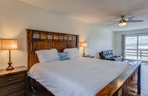 Spacious 4BD Dog-friendly Home near USAF Academy - Foto 6