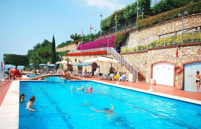 Holiday Flat in Pretty Residence With Communal Pool in Pietra Ligure - Foto 10