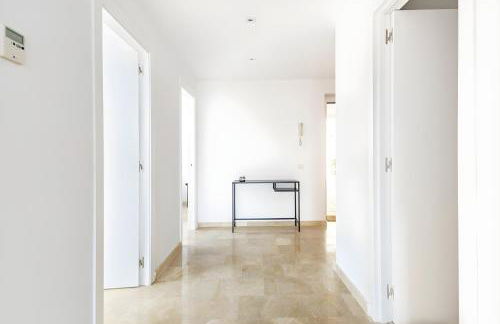 Luxury & Sunny Apartment with Breathtaking View in Marbella East - Foto 5