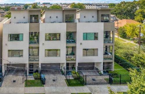 Luxury Oasis: Houston Rooftop Skyline - Foto 52