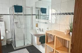 Hoheeifel Ferienwohnungen mit Garten Nähe Nürburgring Ideal für Familien und Gruppen - Foto 9