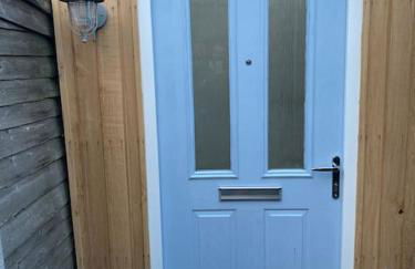 Shoreline hideaway - next to the beach - Foto 25