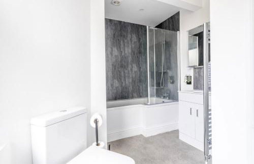 Modern Spitfire with FREE PARKING by Prescott Apartments - Foto 27