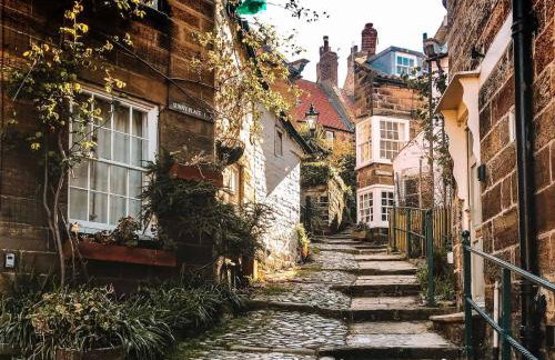 Large 4 bedroom home in Boston Spa village In-between York, Harrogate and Leeds, Sleeps 9 - Foto 17