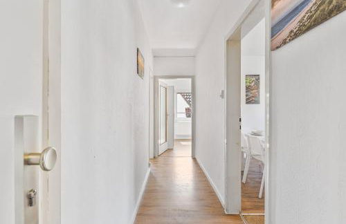 Worker Apartments Oberboihingen near Stuttgart, Nürtingen, Autobahn A8, Parking,Wifi,Smart,Smart TV - Foto 27