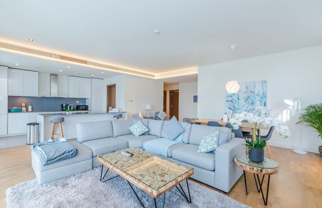 FAM Living - City Walk - Photo 1