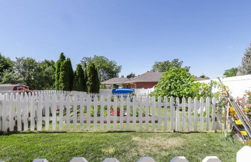 Cozy American Fork Retreat with Electric Fireplace - Foto 19