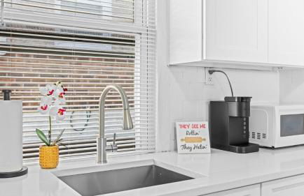 Cozy 1 BR Apt - 3 Blocks to Beach - Sleeps 6 - Foto 10