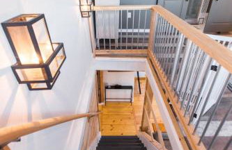 Rustic Luxe Creekside Retreat with Hot Tub and Fire Pit, Minutes From Hudson - Foto 26