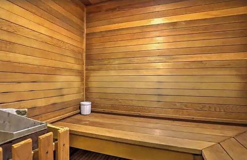 Mountain Getaway and Pool at Brian Head Ski Resort - Photo 10