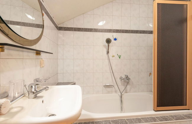 Mountain View Apartment in Strengen near Ski Bus - Foto 17