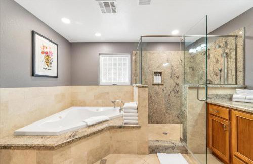 Villa 1 level on half acre 12-min to Strip - Foto 23