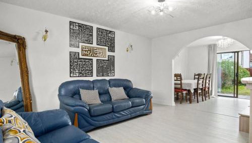 Spacious 3 Bedroom Home in Aintree - Foto 2