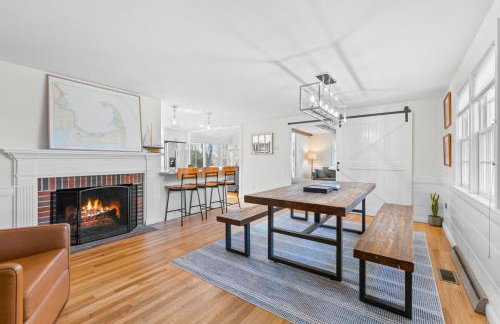 Coastal comfort near beaches and walking distance to Harwich Port! - Foto 3