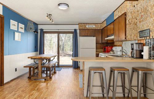 Cinders Whispering Waters and Wilderness Escape - Foto 12