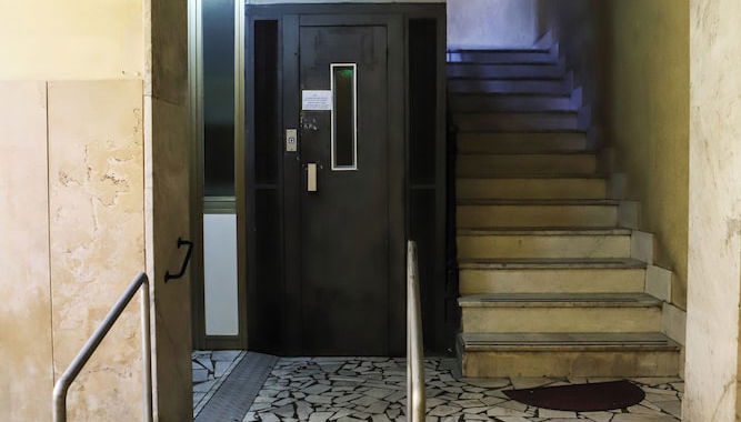 Entrada (vista interior)