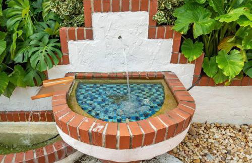 Garden Oasis in Flamingo Park - Foto 13