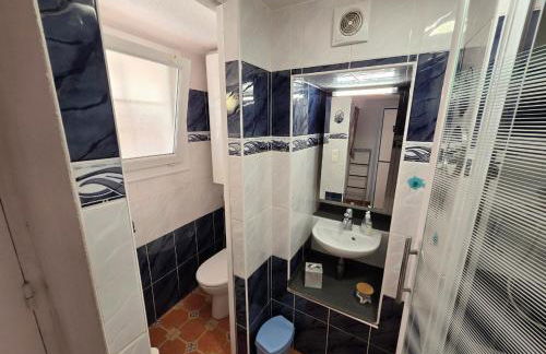 Grand Studio aux Salins - climatisation - terrasse - 90m de la mer - Foto 5