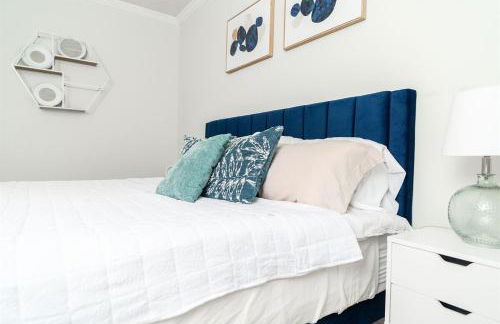 Ultimate Getaway with Pool and Games - Foto 43